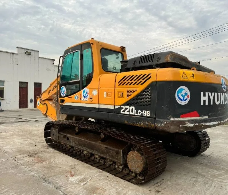 بیل مکانیکی هیوندای 220 تحویل 45 روزه گمرک